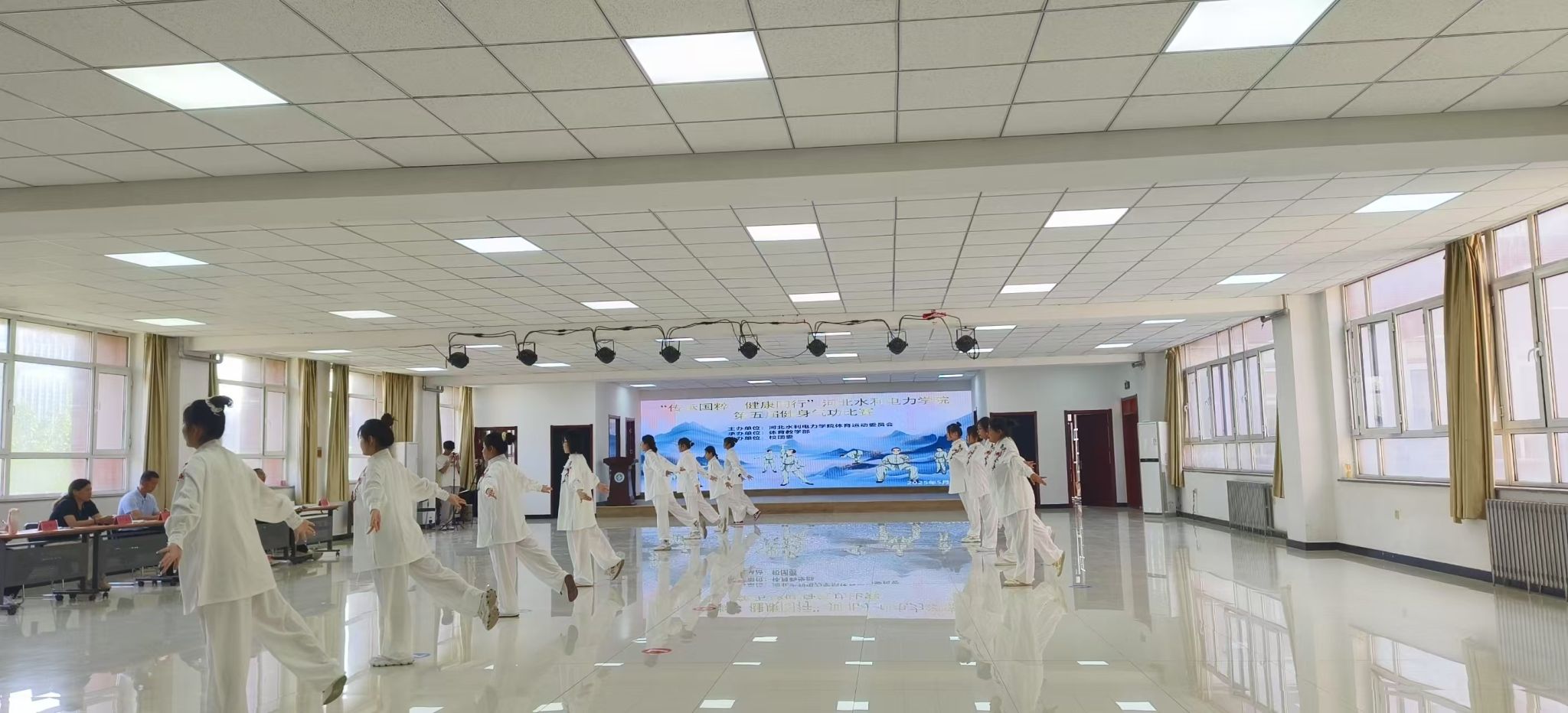 雷竞技RAYBET